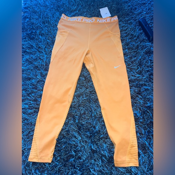 Brand New Nike Tights - Picture 2 of 7